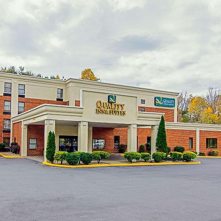 Quality Inn & Suites Lexington Near I-64 And I-81 Timber Ridge Exterior foto
